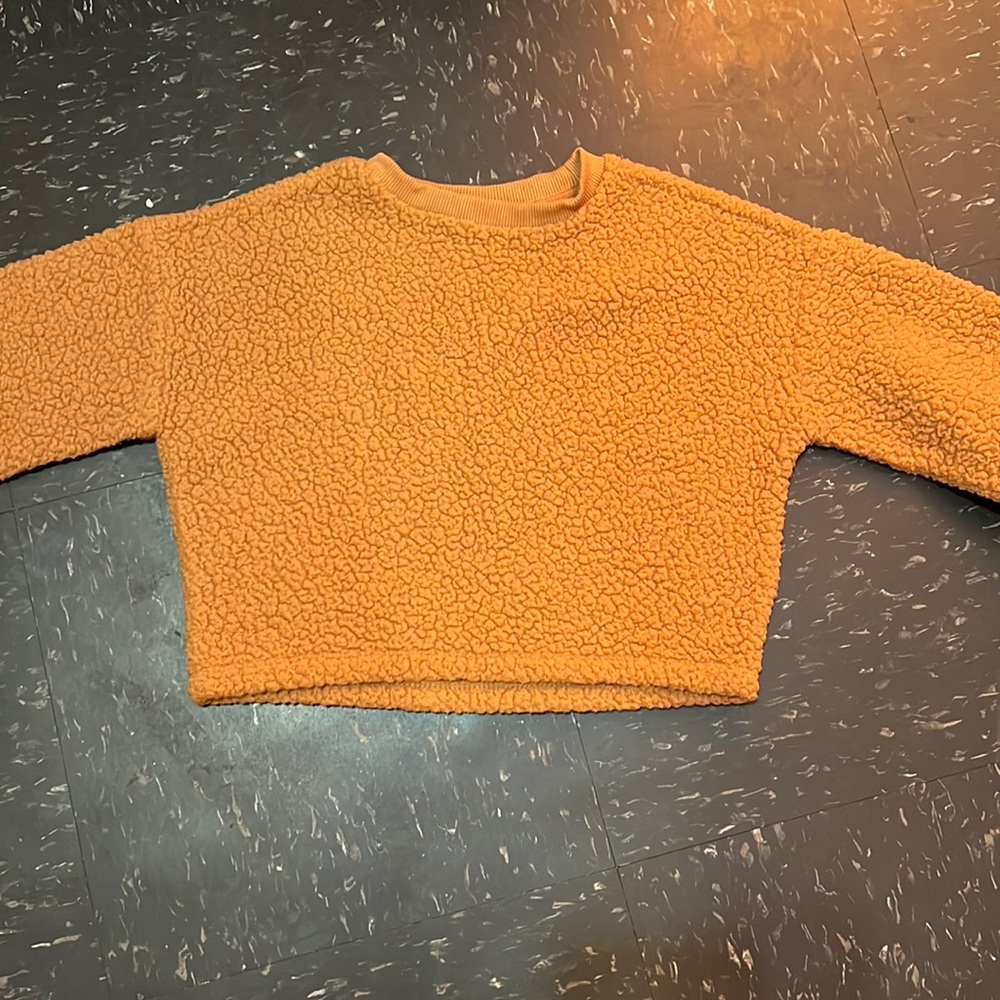 Nice warm teddy bear 🧸 look girls sweater